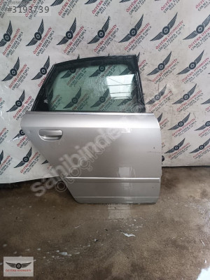 AUDİ A4 SAĞ ARKA KAPI ORIJINALL ÇIKMAA