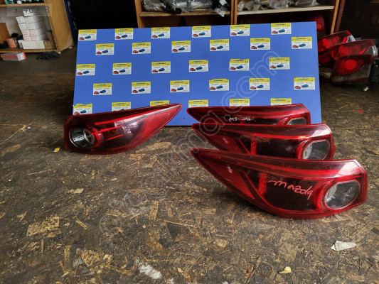 Mazda 3 2014-2018 Sağ-Sol Çıkma Orijinal Stop Lambası