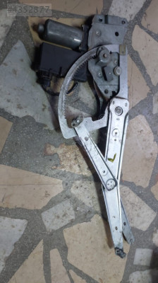 Opel Astra F Öıkma Sağ Sol Cam Krikoları