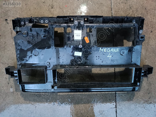 RENAULT MEGANE 4 ÖN PANEL ORJİNAL