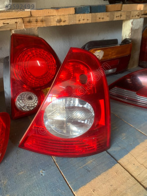 RENAULT CLİO 2 HACBACK MAKYAJLI ARKA SAĞ STOP ORJİNAL