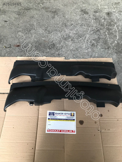 FORD FOCUS 2 üst radayatör koruma kapağı