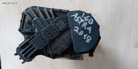 opel astra j 2017 1.6 çıkma gaz kelebeği (son fiyat)