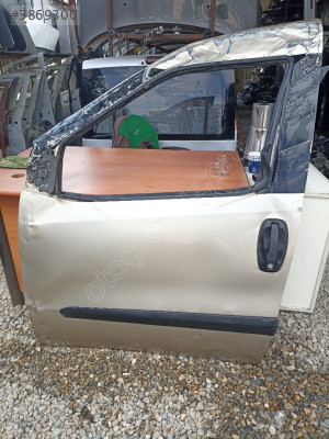 Fiat Doblo Geniş Aile Sol Ön Kapı