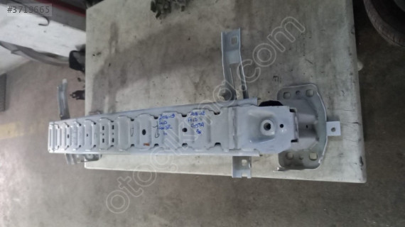 2016-2019 FORD FIESTA ÖN TAMPON DEMİRİ