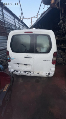 PARTNER TEPEE ARKA BAGAJ KAPISI