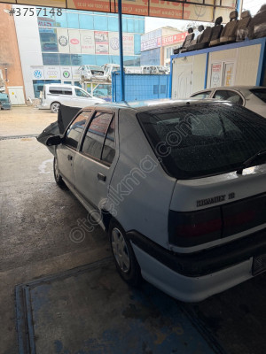 Renault 19 kapıları tavan arka