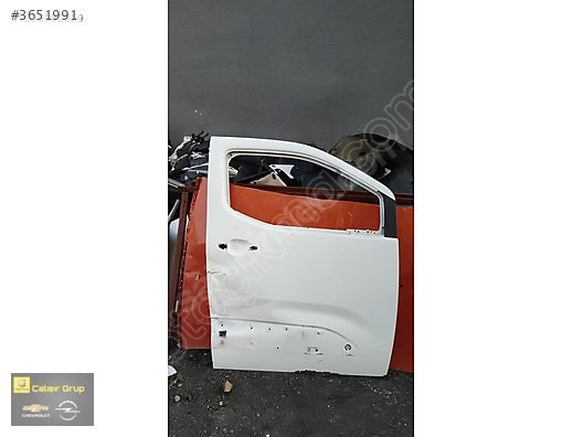 OPEL COMBO E SAĞ ÖN KAPI ÇIKMA SÖKME YEDEK PARÇA