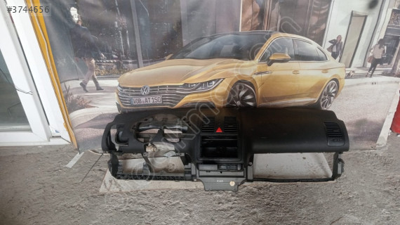 2001 Polo Göğsülük çıkma