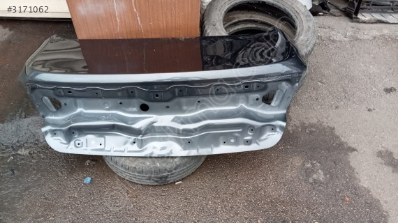 RENAULT MEGAN 4 FÜME RENK BAGAJ KAPUTU ORJINAL BOYASIZ