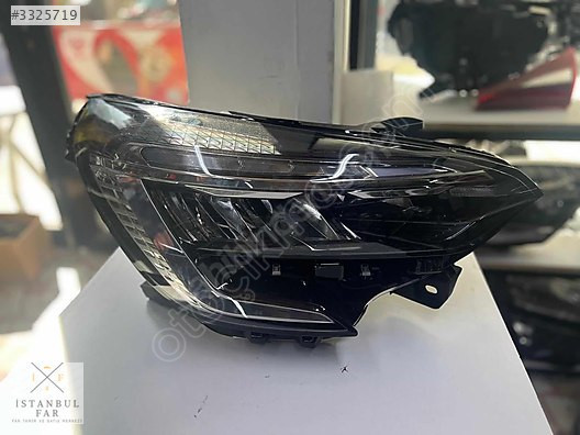 RENAULT CLİO 5 SAĞ FAR