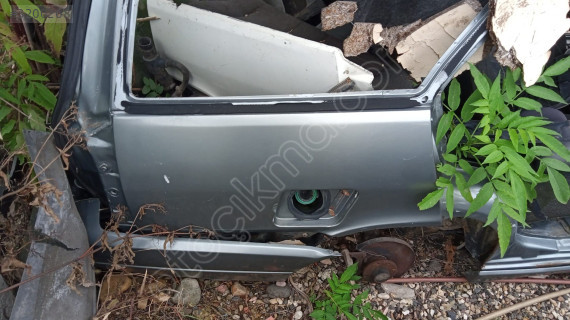 Tempra stw sağ arka çamurluk yedek parça