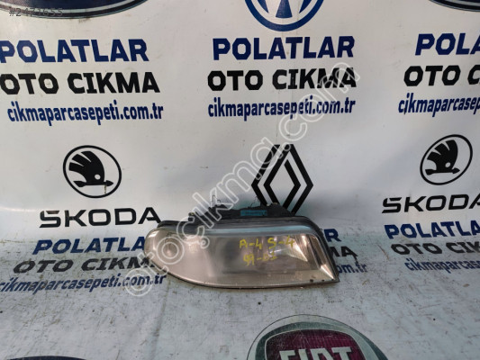 Audi A4 ön sağ far orijinal