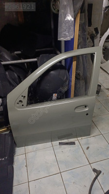 Fiat Albea sol ön kapı
