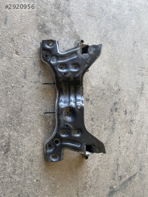 VOLKSWAGEN POLO MOTOR TRAVERSİ 2009-2018 6R0.199.315 ÇIKMA ORİJİN