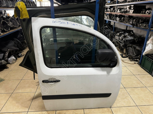 EENAULT KANGOO 3 SAĞ ÖN KAPI
