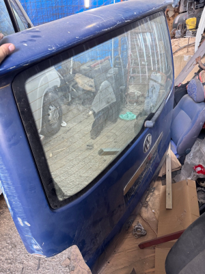 Tranporter arka bagaj kapağı