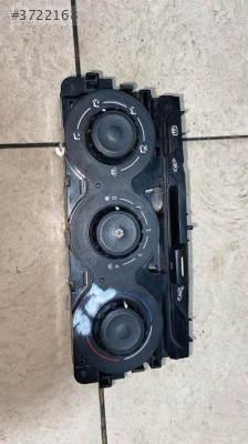 VW TRANSPORTER T5 KLİMA KONTROL PANELİ :05366077016