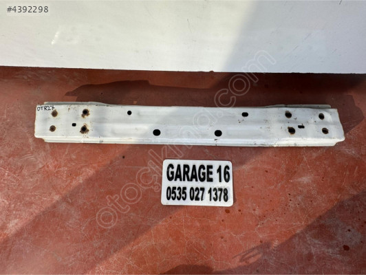 TOYOTA AURİS ARKA TAMPON DEMİRİ ORJİNAL