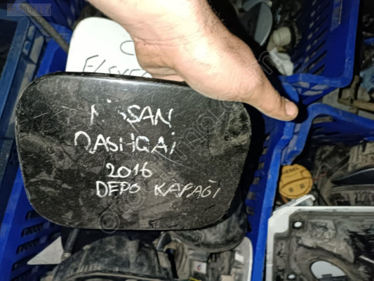 NİSSAN QASQAİ DEPO KAPAĞI
