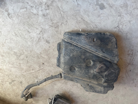 CADDY YAKIT DEPOSU DİZEL 2K0201060J 2K0201085G