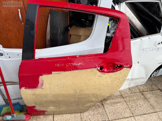 TOYOTA YARİS ÇIKMA ORJİNAL SOL ARKA KAPI 2012-18 BD1