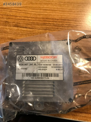 AUDİ A4-A3-PASSAT FAR BEYNİ ORJİNAL ÇIKMA