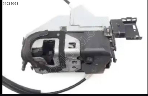 citroen c5 aircross kapı kilidi sol 1638458780