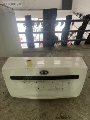 kia cerato bagaj kapağı - kia cerato çıkma bagaj kapağı