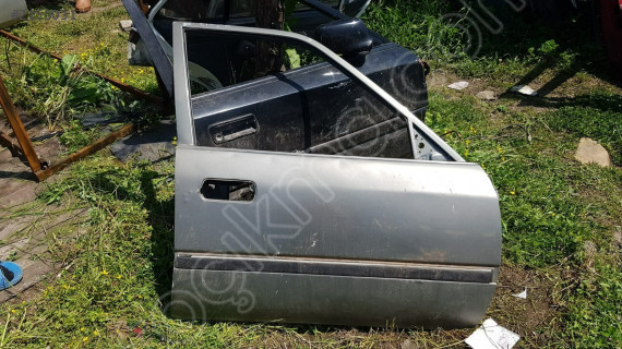 Toyota Corona st171 Sağ Ön Kapı çıkma