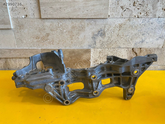 VW Passat A3 SüperB Klima Şarj Dınamo Braketi Orj. 04L903143D-E