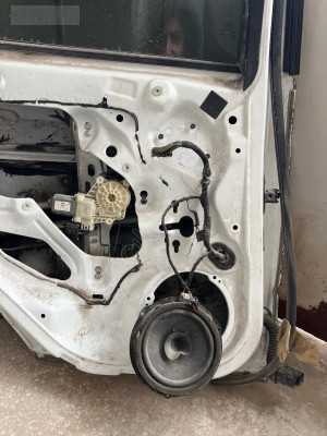 Ford Focus sol arka kapı tesisatı