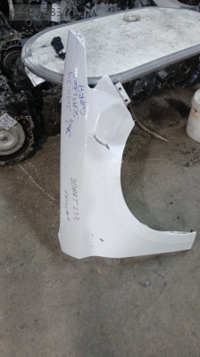 2020-2024 SEAT LEON CUPRA SAG ÖN ÇAMURLUK