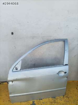 Skoda Fabia sol ön kapı