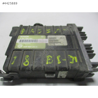 Volkswagen Passat 1.8 Motor Beyni 0261200261 443907311B