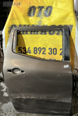 MERCEDES W470 X CLASS SAĞ ARKA KAPI
