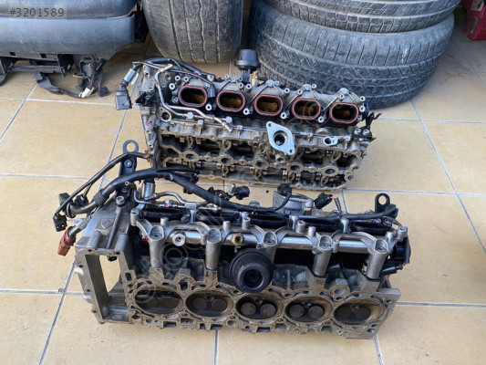 AUDİ R8 5.2 MOTOR SİLİNDİR KAPAĞI