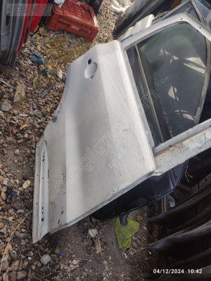 Volkswagen Tiguan sağ arka kapı