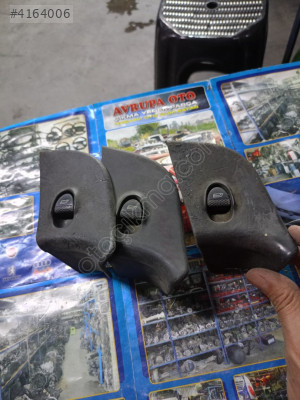 Marea Brava sağ ön kapı cam açma düğmesi ve Plastik tutamağı