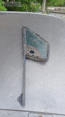 Citroen Berlingo 3 kasa sağ ön kelebek cam fitilli çıkma