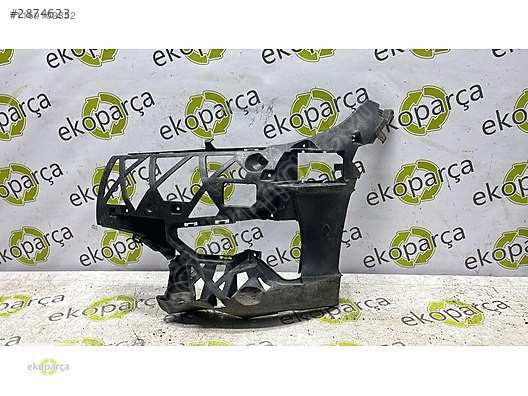 BMW 3 SERİSİ G20 ÖN TAMPON SOL SİS YUVASI İÇ BRAKET 51117422247