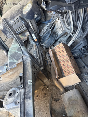 Passat B8 sol marşpiyel