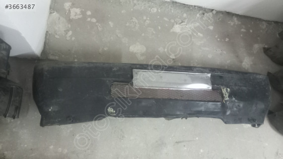 Mitsubishi L300 çıkma temiz ön tampon