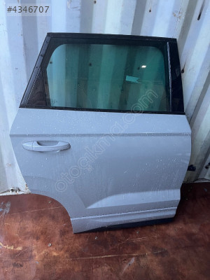 SKODA KAROQ HATASIZ BOYASIZ SAĞ ARKA KAPI