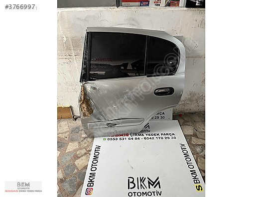 Nissan Almera Sol Arka Kapı