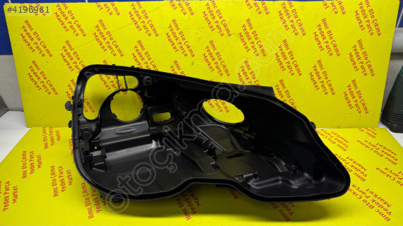 MERCEDES W212 KASA E180 MAKYAJSIZ SAĞ FAR KASASI