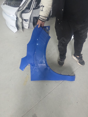 FORD YENİ CORNET LACİVERT SAĞ ÖN ÇAMURLUK ORJINAL