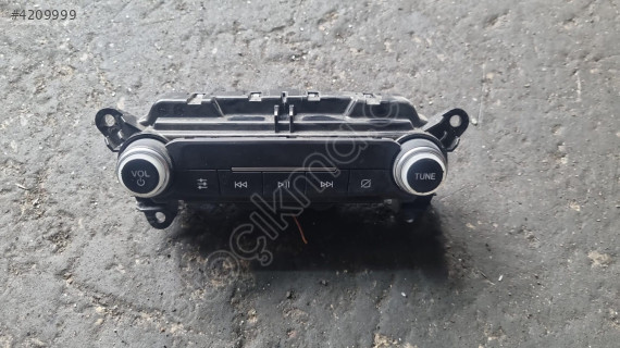 FORD COURİER TEYP DÜĞMESİ