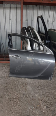 OPEL İNSİGNİA SAĞ ÖN KAPI ÇIKMA ORJİNAL PARÇA DOLU