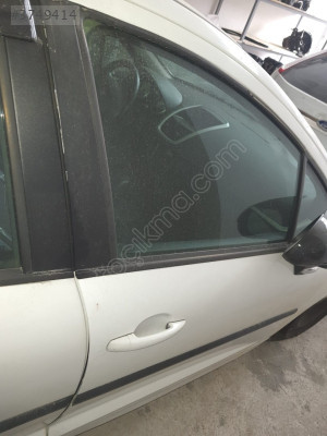 PEUGEOT PEJO 207 SAĞ ÖN KAPI DOLU HATASIZ